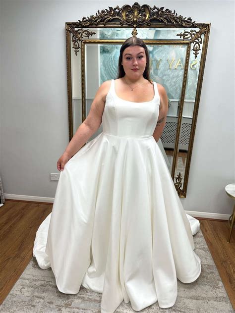 Best Aline Wedding Dress Plus Size for Brides