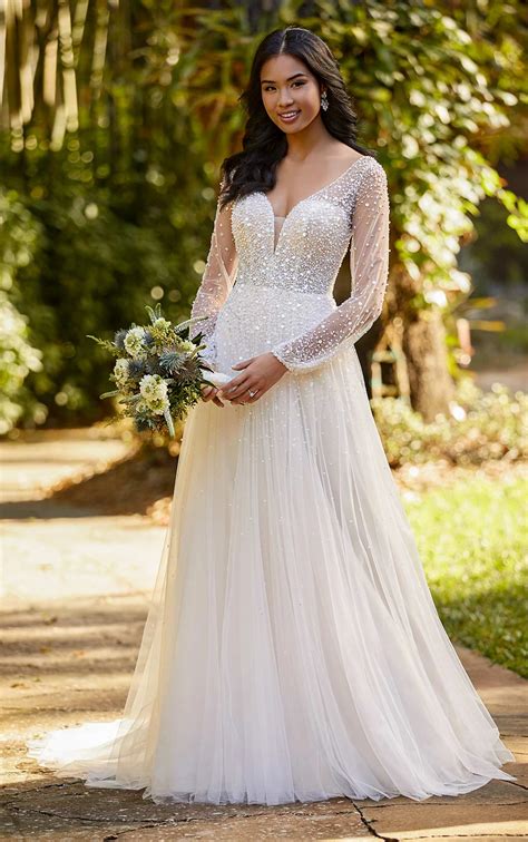 Beaded Wedding Dresses with Sleeves Trends