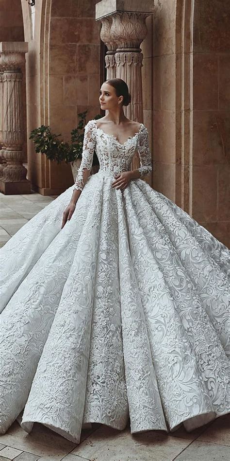 Stunning Beautiful Lace Wedding Gowns Trends 2023