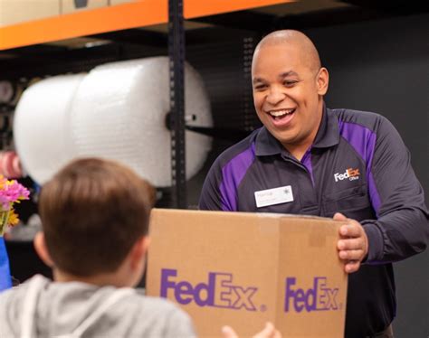 Discover Top FedEx Careers Near You Today