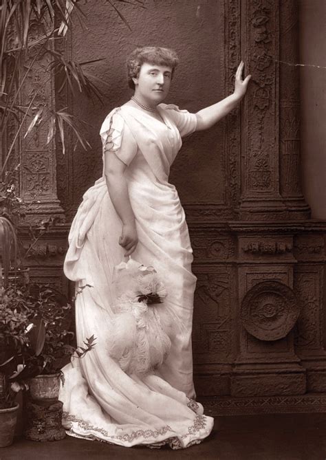 Frances Hodgson Burnett: Hidden Gems in Her Captivating Life Story