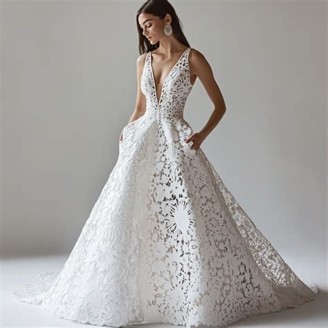 Guipure Lace Wedding Dress: Unveil Timeless Elegance
