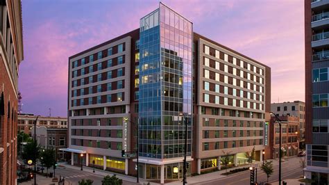 Best hotels in Urbana Champaign 2023