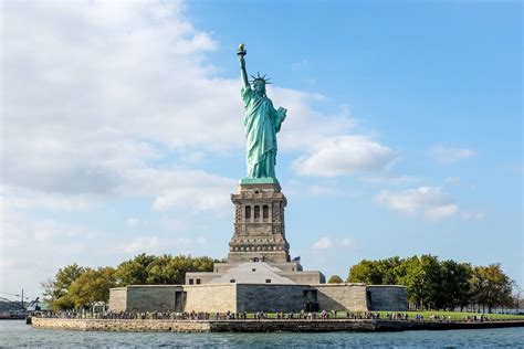 How Many Statues of Liberty Exist Worldwide