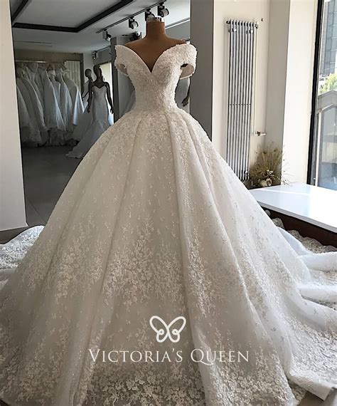 Best Off Shoulder Princess Wedding Gown Choices