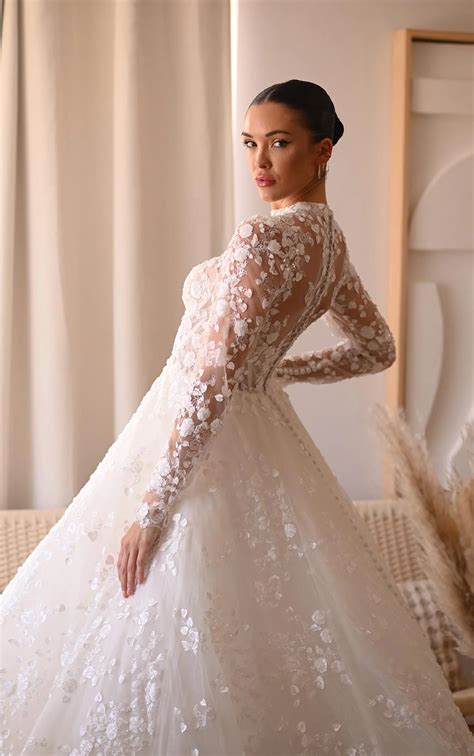 Discover Romantic Wedding Gowns with Sleeves for Your Perfect Ceremony