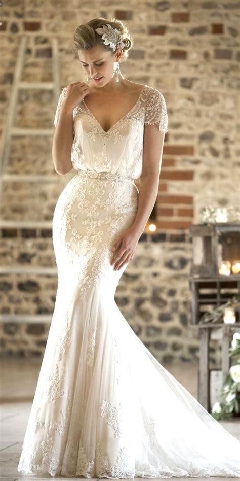 Simple Wedding Dresses: Vintage Romance at Its Best