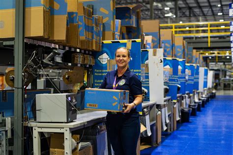 Best Walmart Warehouse Careers: Opportunities Await!